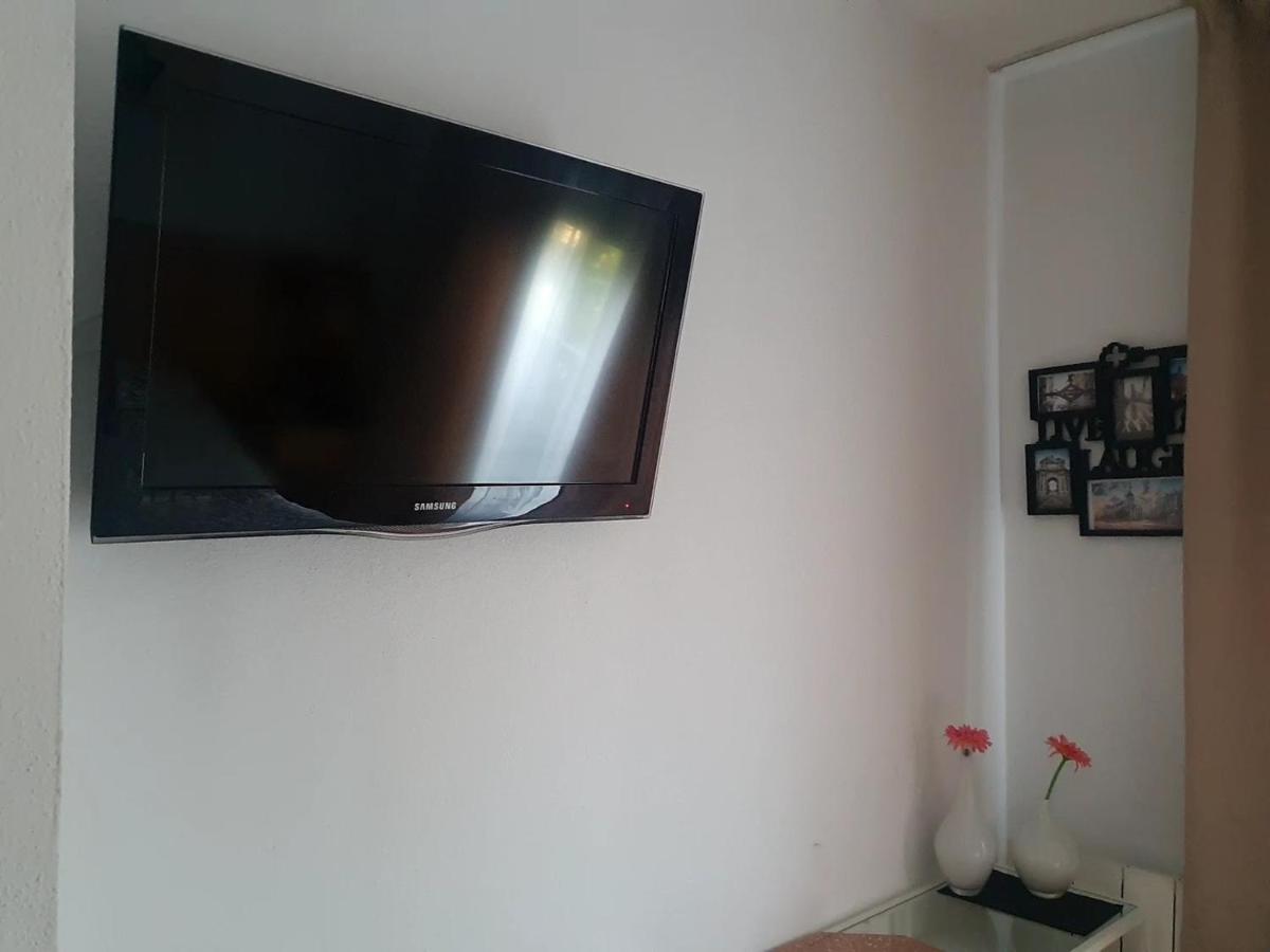 Cerca Airport, Riyadh Air, Ifema, Eisenhower, Wifi, 4 Personas Madrid Exterior photo